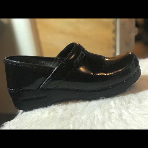 Dansko shoes size 39! - Picture 2 of 3